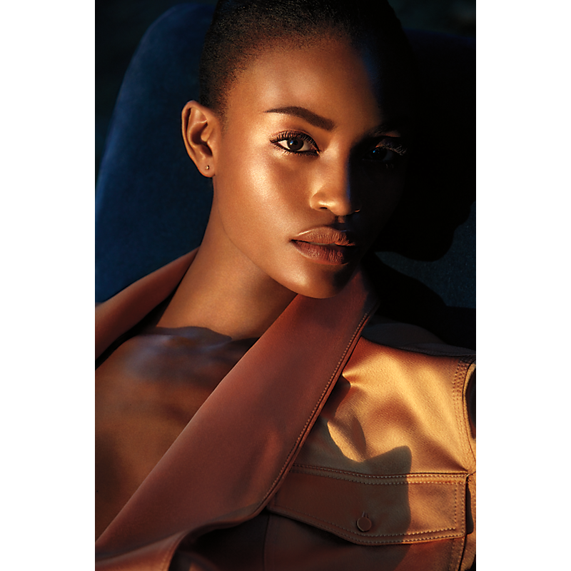 Translucent Loose Setting Powder - Glow Finish - Med Deep