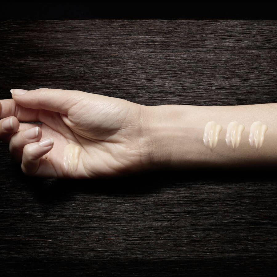 Shu Uemura Essence Absolue Universal Hair Balm - 150ml (Buy 3 Get 1 Free Mix & Match)