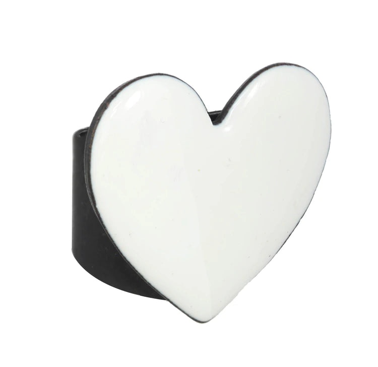 [PRE-ORDER] Tova Smutt Enamel Heart Ring (Buy 2 Get 1 Free Mix & Match)