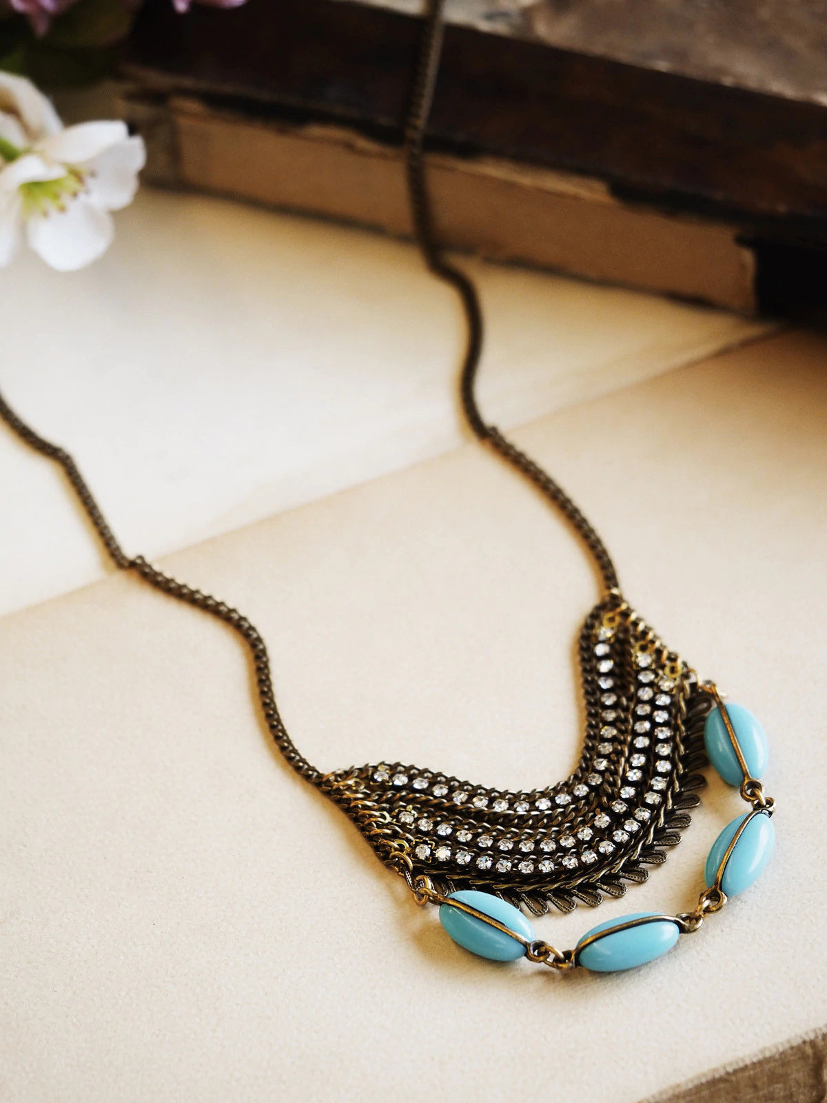 [PRE-ORDER] VINTAGE BLUE ARMOR NECKLACE (Buy 2 Get 1 Free Mix & Match)