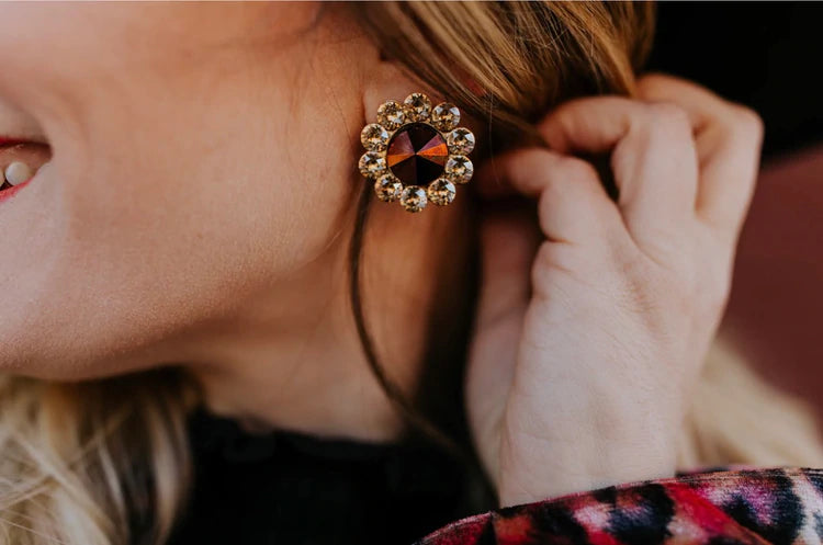 [PRE-ORDER] Tova Daisy Studs (Buy 2 Get 1 Free Mix & Match)