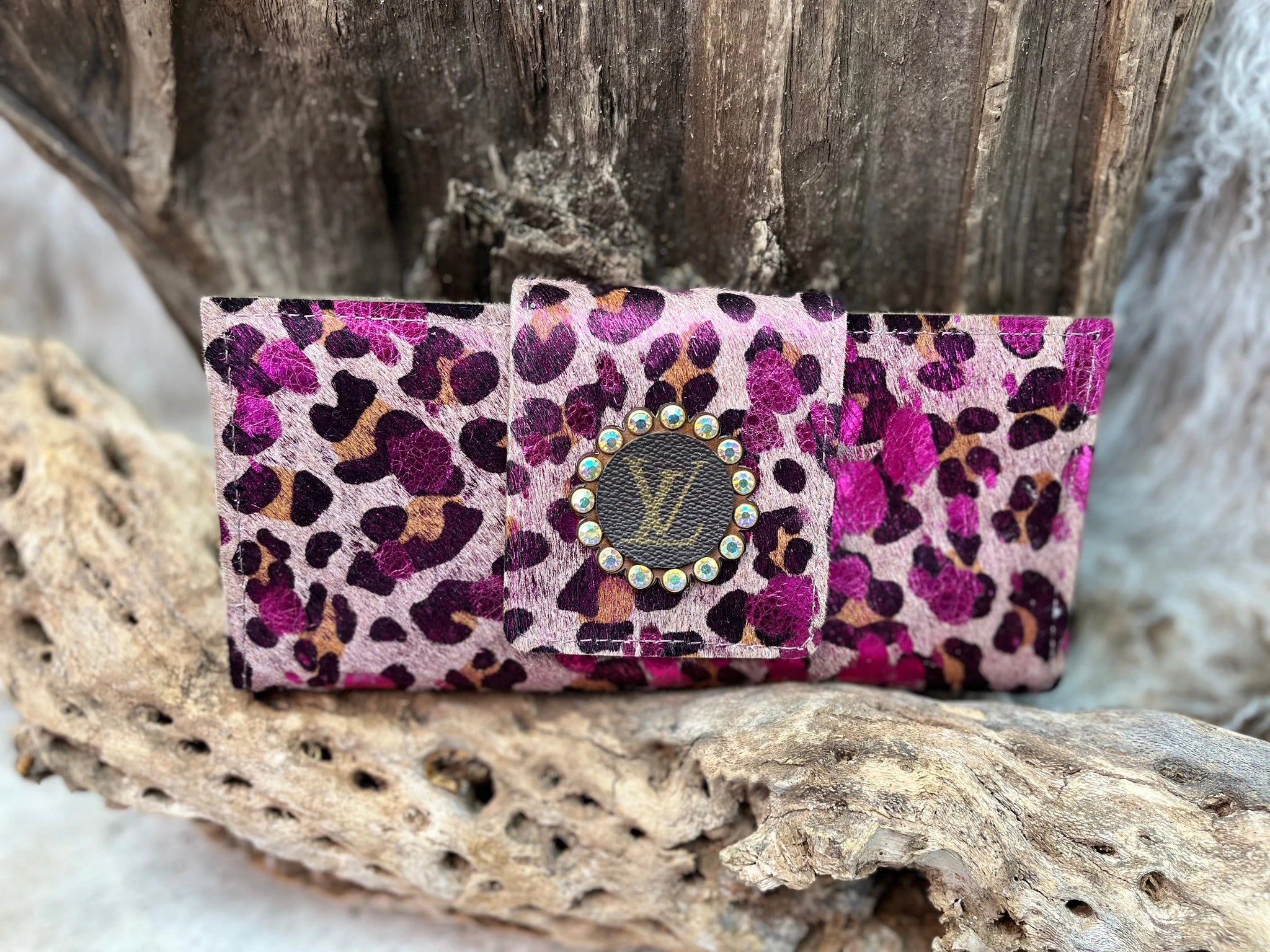 [PRE-ORDER] KEEP IT GYPSY ACOL Bezel Wallet (Buy 2 Get 1 Free Mix & Match on a $250+ Order)