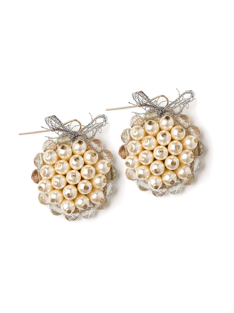 [PRE-ORDER] SHIMMERING PEARL CLUSTER EARRINGS #M01E (Buy 2 Get 1 Free Mix & Match)