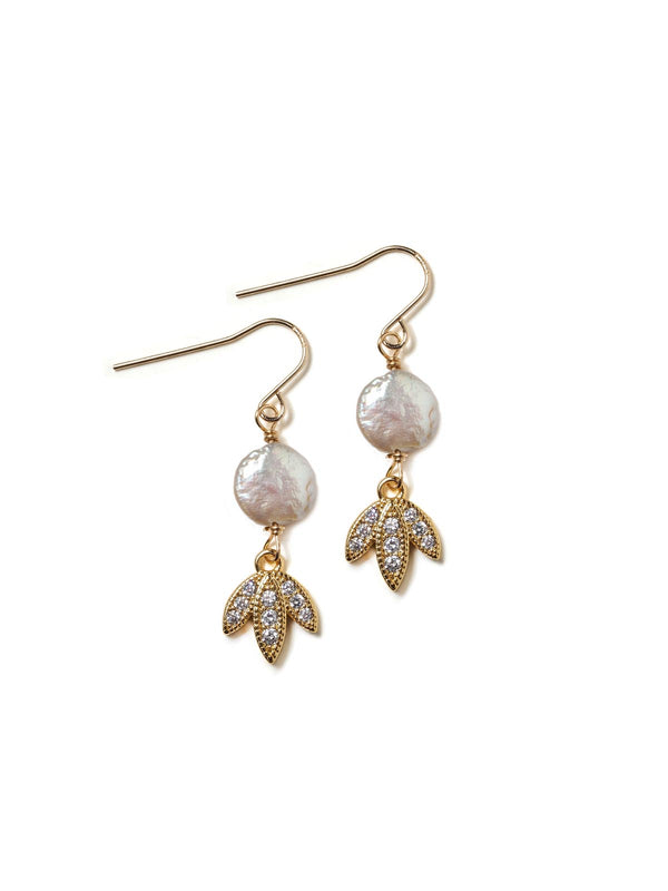 [PRE-ORDER] AN EVENING OUT COIN PEARL WITH TRIDENT DROP EARRINGS (Buy 2 Get 1 Free Mix & Match)