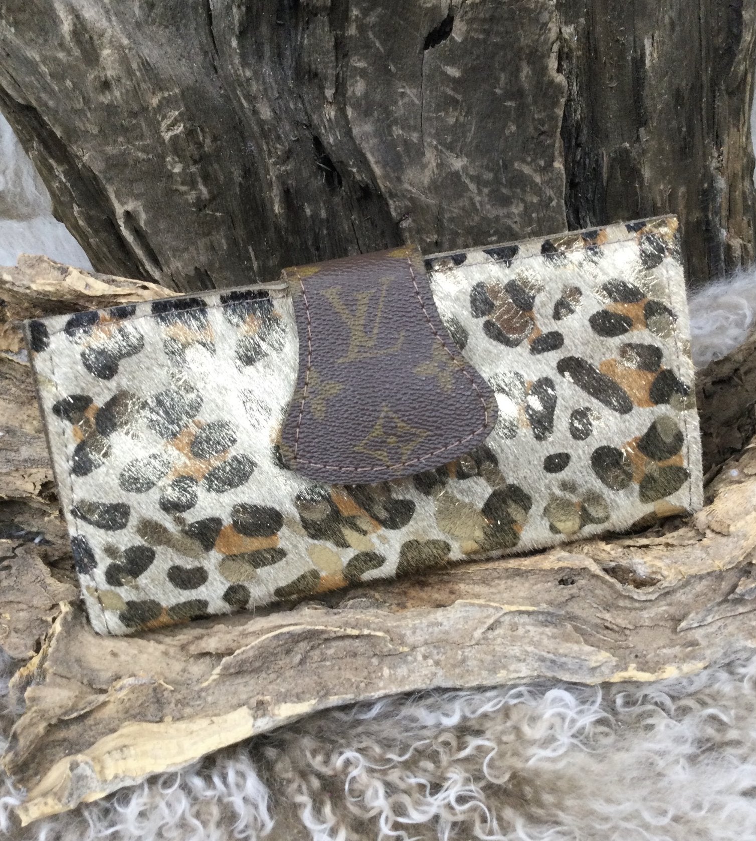 [PRE-ORDER] KEEP IT GYPSY Small Wallet Collection (Buy 2 Get 1 Free Mix & Match on a $250+ Order)